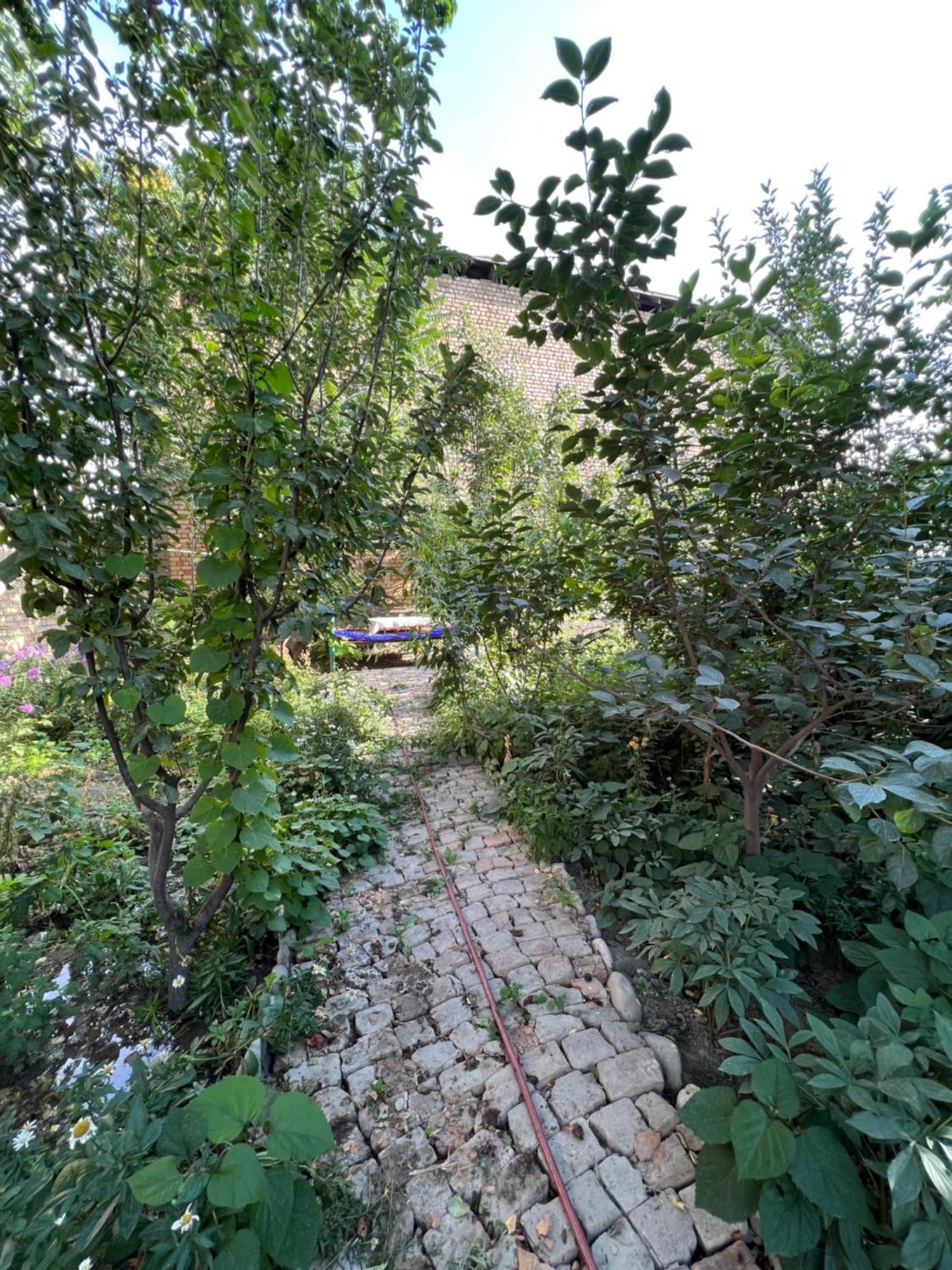Lovely Home Ош Екстериор снимка